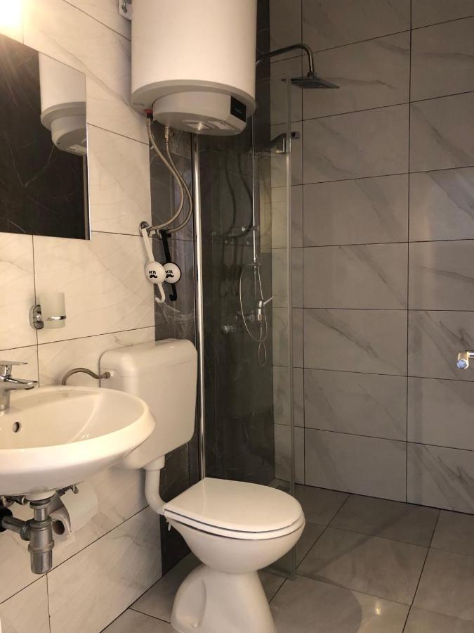 Guest house Adriatic 3*