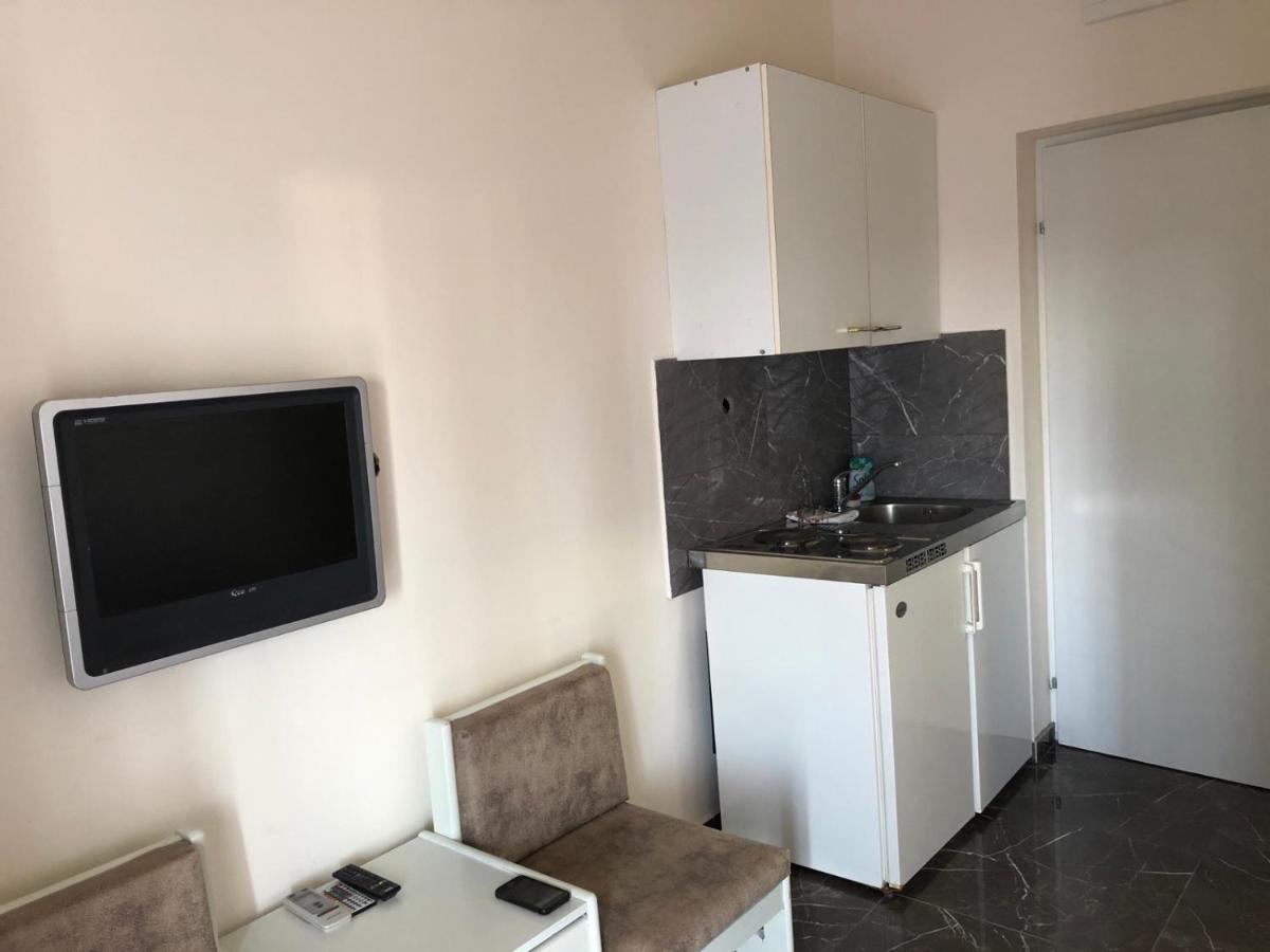 Adriatic Guest house 3*