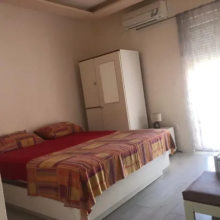 Guesthouse Adriatic Biograd Na Moru Exterior photo
